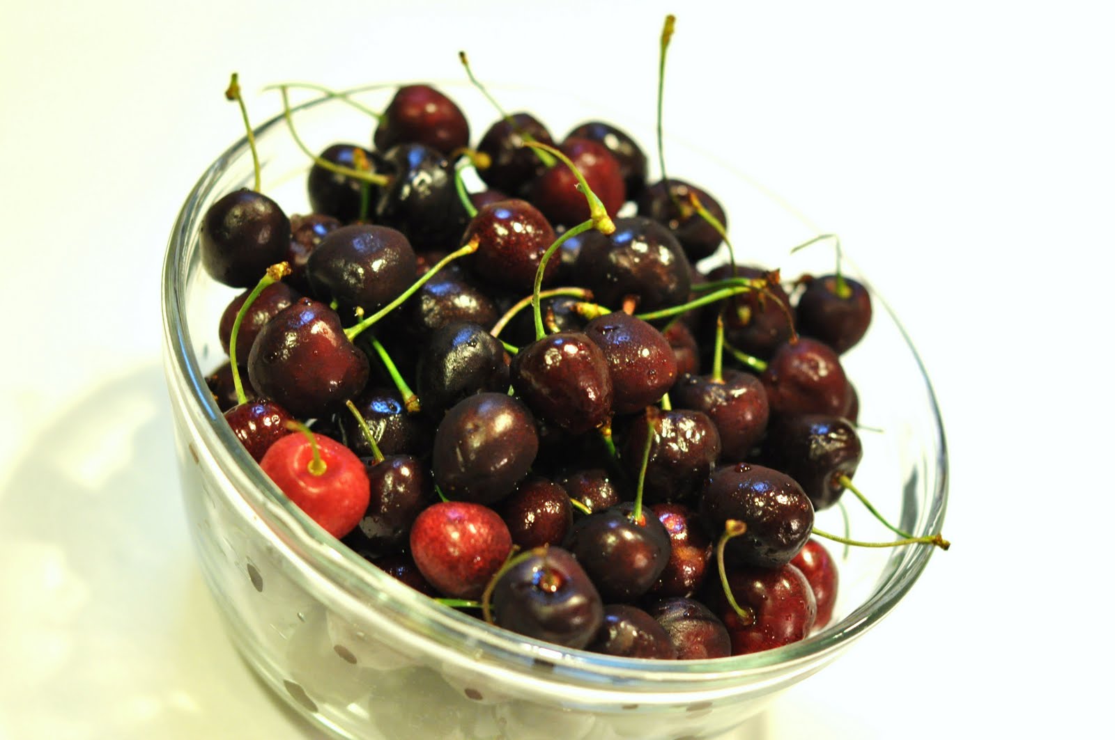 This Mommy Cooks How to pit a cherry