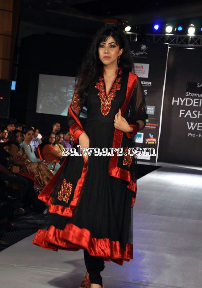 Designer Salwaar Kameez Collection at Hyderabad Fashion Week 2011 Indian Dresses