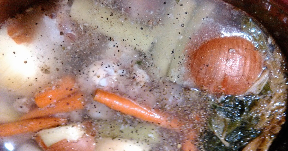 Tweezle's Homestead Chicken Bone Broth, Bone "Meal" & Kitty Food