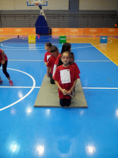 JUGANDO AL ATLETISMO (PABELLÓN "PRÍNCIPE DE ASTURIAS", 06/02/2016).