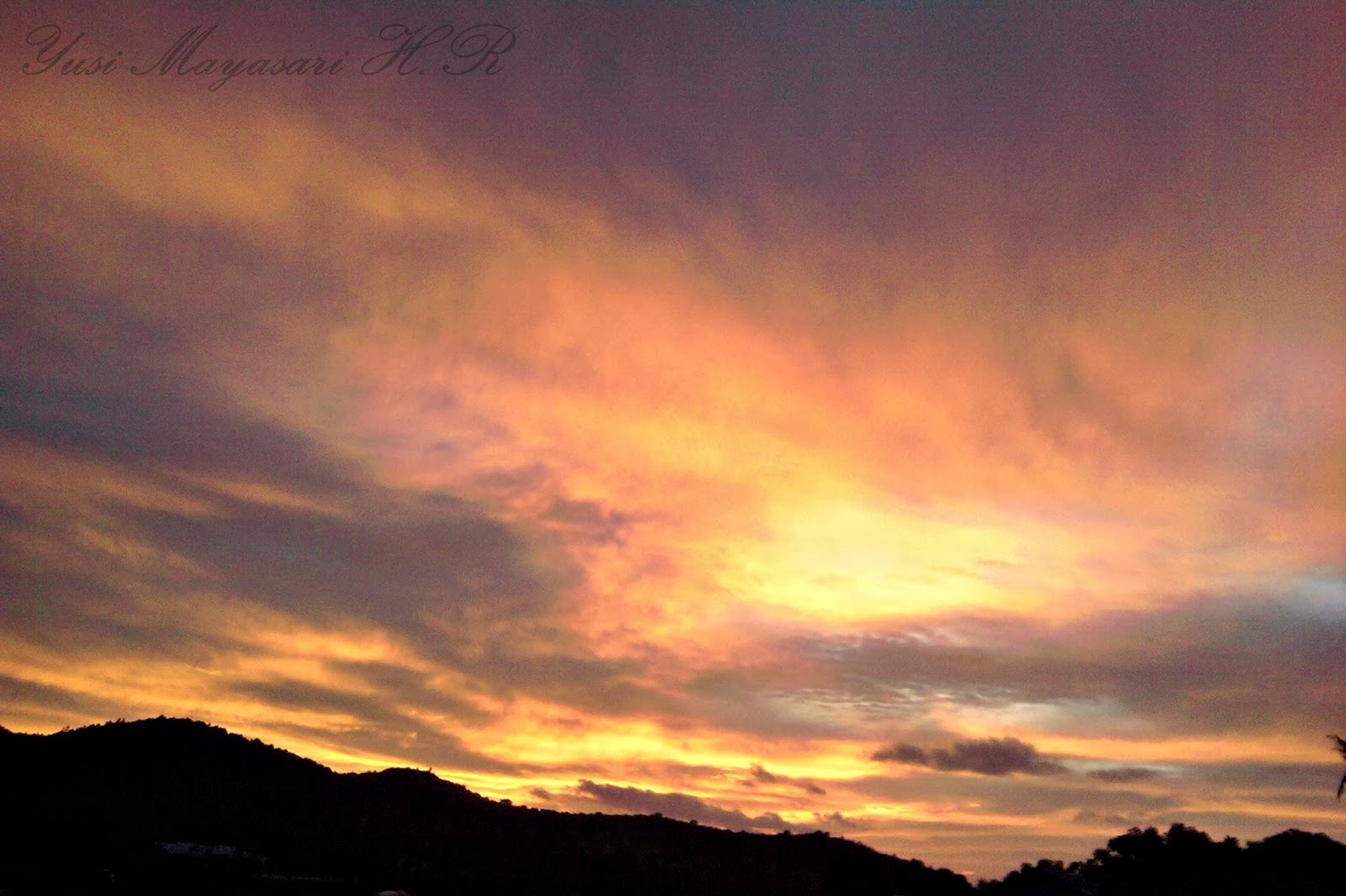 maria ulfa: langit sore