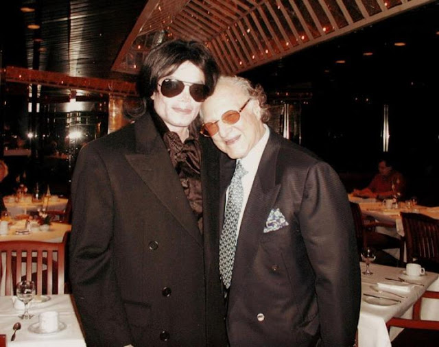 Kobe Bryant On Michael Jackson's Humanitarian Work - Michael Jackson  Official Site