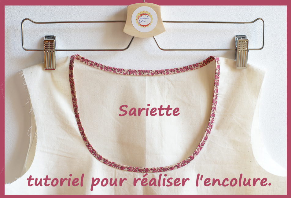 http://christelleben.blogspot.com/2014/09/lencolure-de-la-blouse-sariette-tuto.html