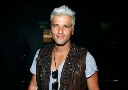 platinado bruno gagliasso penteado platinado masculino