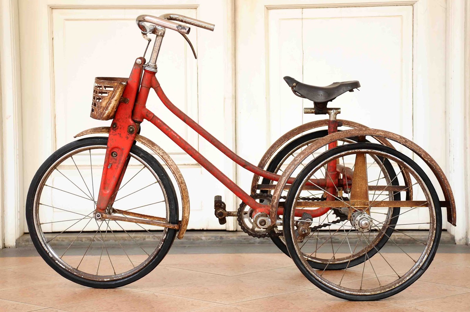 Old Vintage Gallery: Vintage Raleigh Tricycle made in