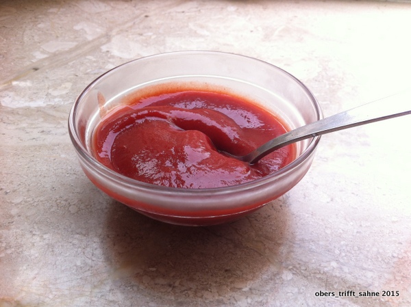 Erdbeer-Rhabarber-Ketchup selbst gemacht