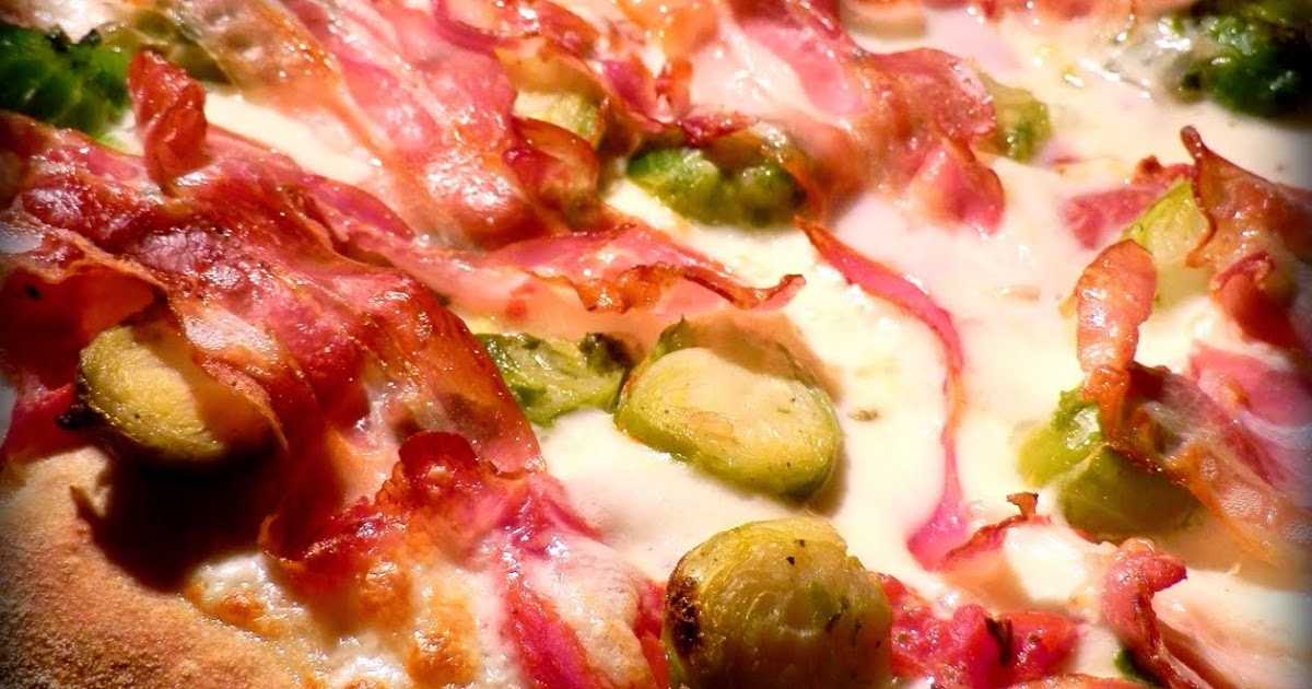 PIZZA con Taleggio, CAVOLETTI e pancetta stufata