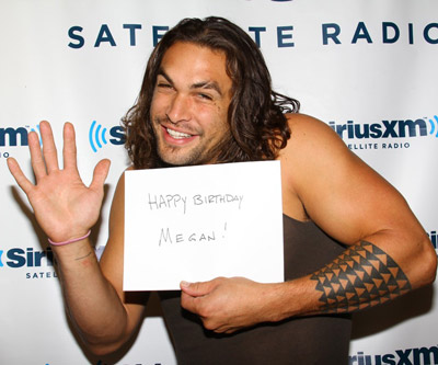 Jason Momoa Wishes Megan a Happy Birthday! 