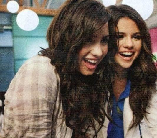 selena gomez and demi lovato 2011. Demi Lovato and Selena Gomez