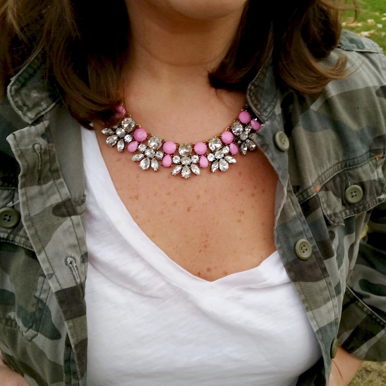 Life in Fashion (Fix) How to style a statement necklace 3 ways!