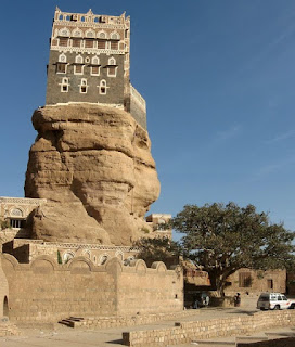 Dar al-Hajar: Istana Ini Berdiri di Atas Sebuah Batu Besar