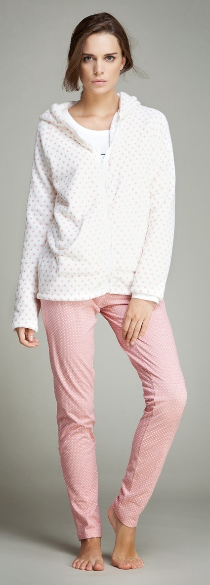 Pack pijama largo de algodon Women Secret http://womensecret.com/tienda/product-line/lenceria-para-dormir/pijamas/set-de-sudadera-polar-+-pijama-largo-de-algodon-con-estampado-de-oso-panda-4922484