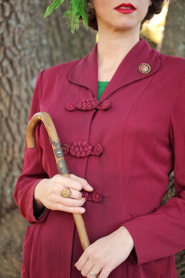 vintage styling Vintage Fashion Detailing #40s #fashion #vintage #style #jacket #cane