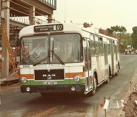 Bus Photo Midland Red North DAK304V MAN bendibus 