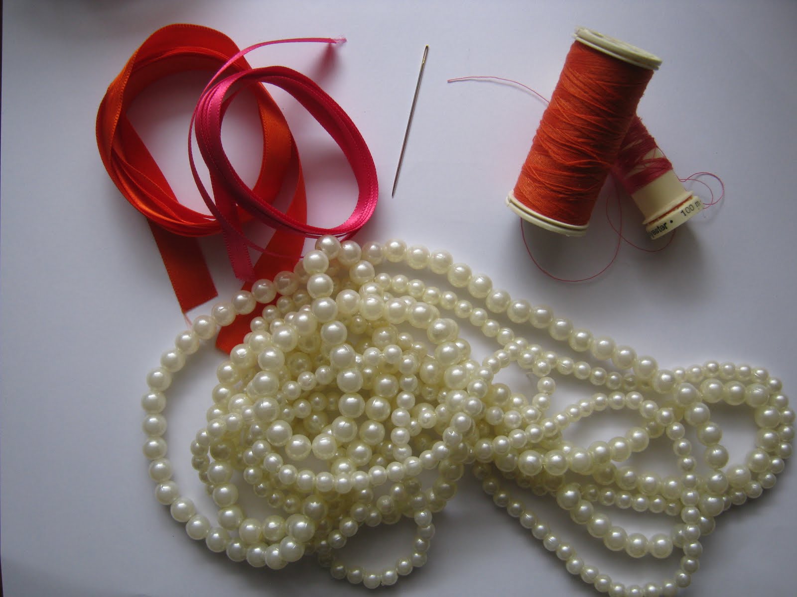 Authenticity Breeze DIY, PEARLS+RIBBON