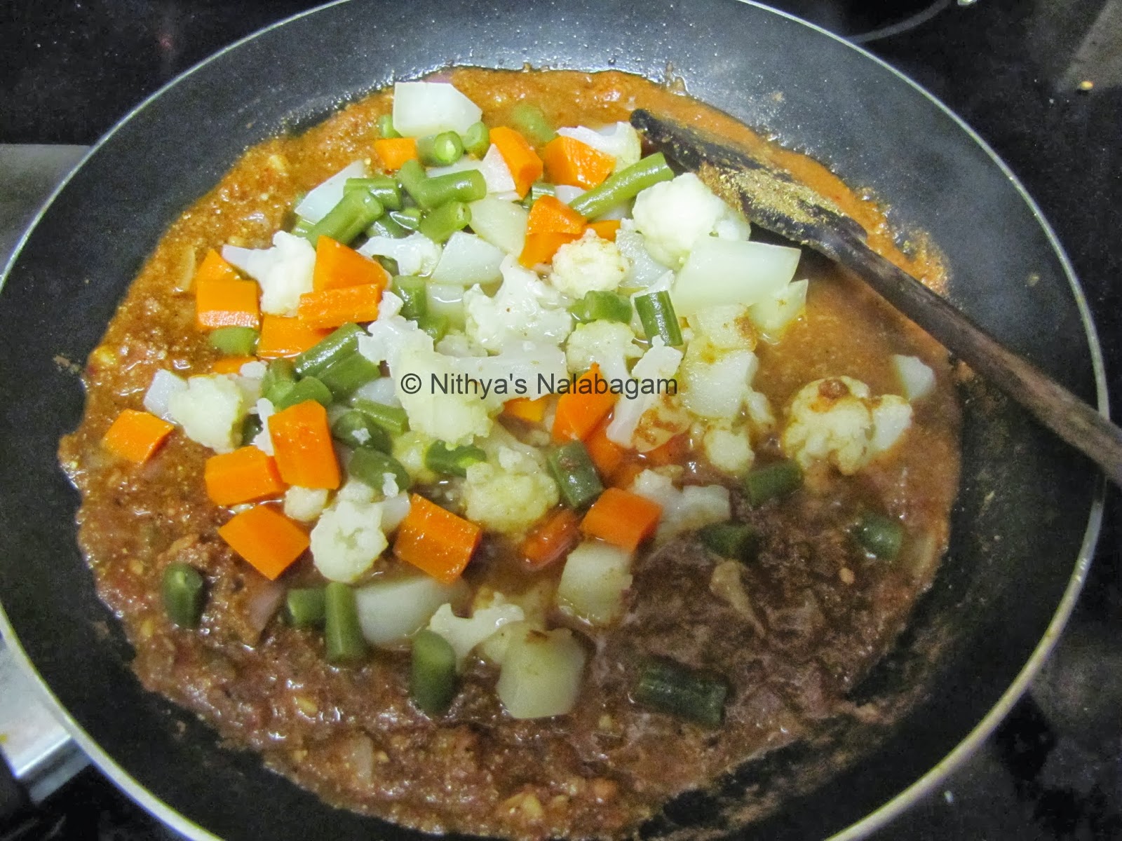 Kadai Vegetable Gravy Chapati Side dish Nithya's Nalabagam