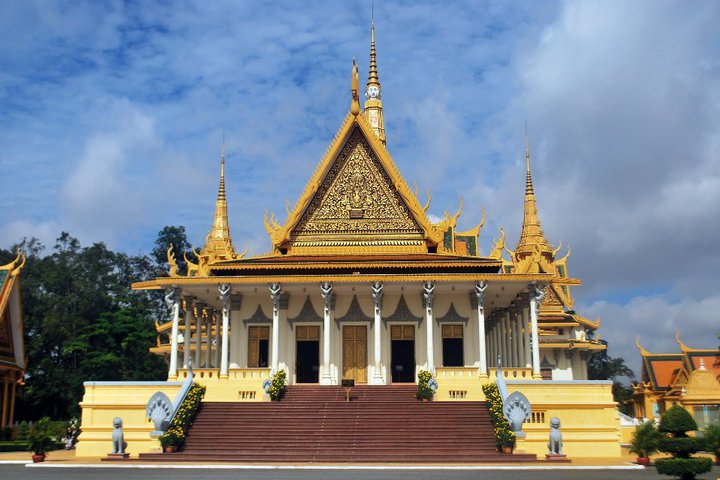 Pinoy Cambodia: Royal Palace