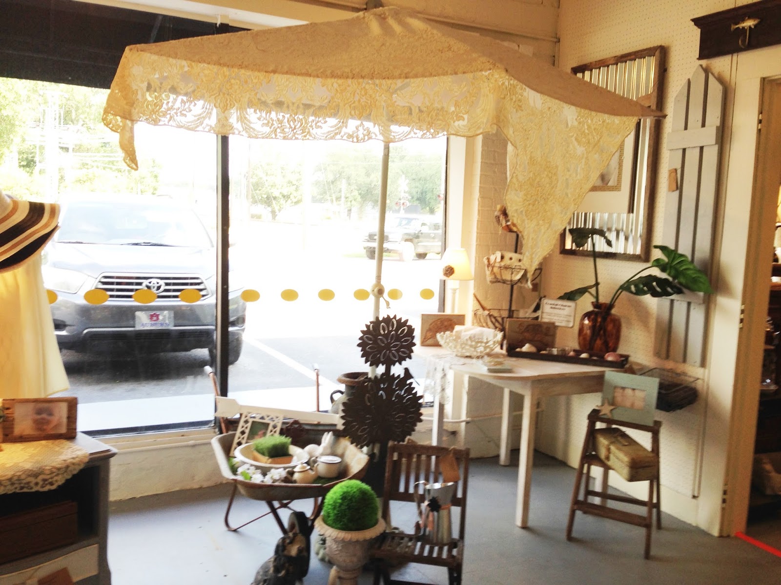 Coastal Charm With Me}