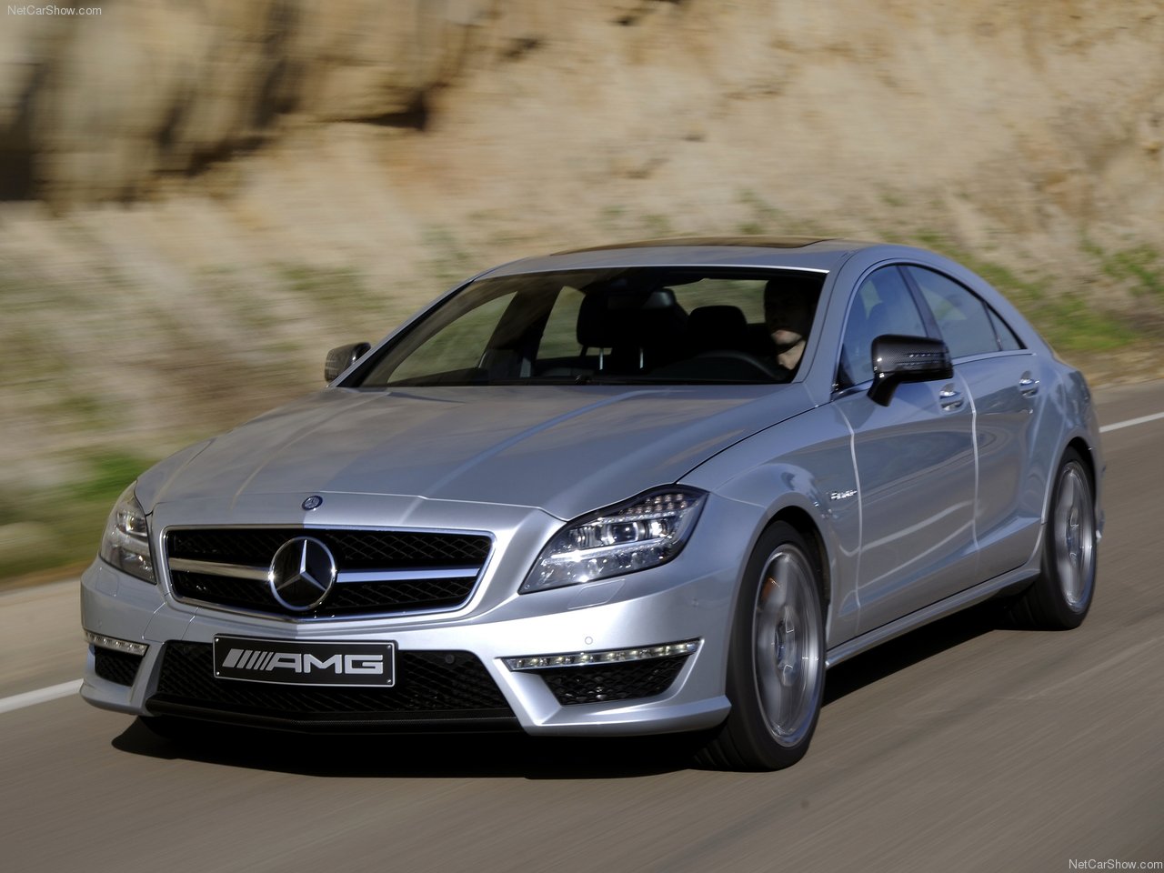 http://4.bp.blogspot.com/-eXbeKQwF53Y/TWiZ4qf7DqI/AAAAAAACLIc/3012NrmvAIY/s1600/Mercedes-Benz-CLS63_AMG_US_Version_2012_1280x960_wallpaper_06.jpg