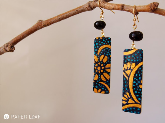 Porcelain Kutani | handpainted paper earrings with black beads | faux broken china | Paper Leaf