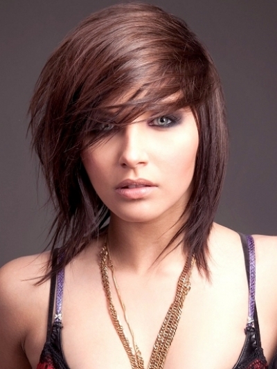 fashion medium choppy hairstyles