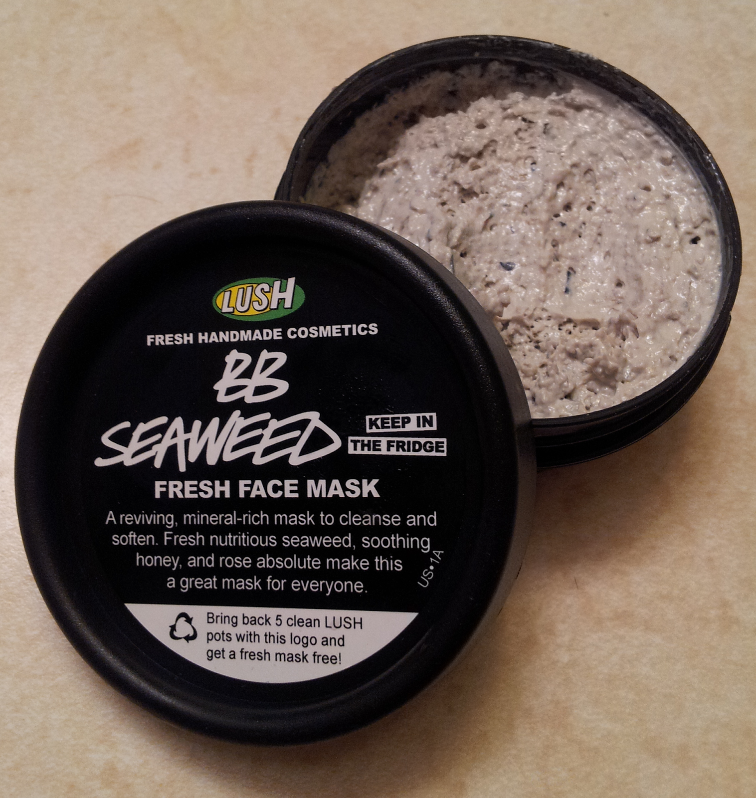 Lainamarie91 Lush Fresh Face Mask Review BB Seaweed