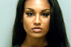 Χαμός στο διαδίκτυο με την φωτογραφία της πιο όμορφης συλληφθείσας (δειτε φωτο) Χαμός στο διαδίκτυο με την φωτογραφία της πιο όμορφης συλληφθείσας (δειτε φωτο)