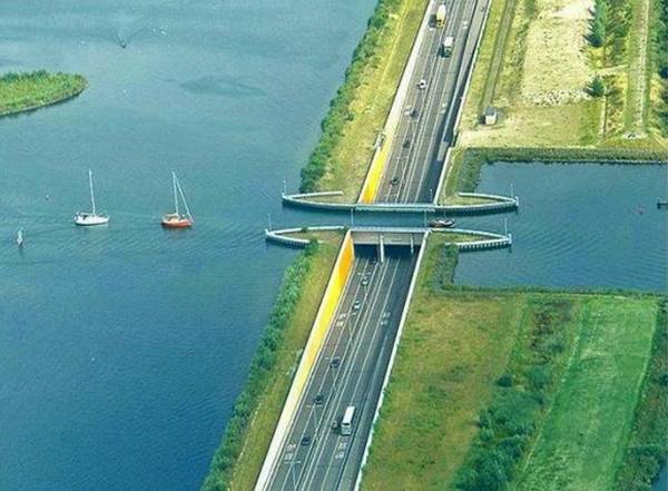 10+Aqueduct+Veluwemeer%252C+Netherlands.