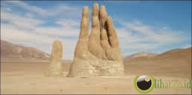 Hand Of The Desert, Chili Hand Of The Desert, Chili