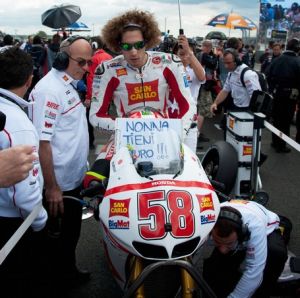 marco simoncelli crash marco simoncelli crash