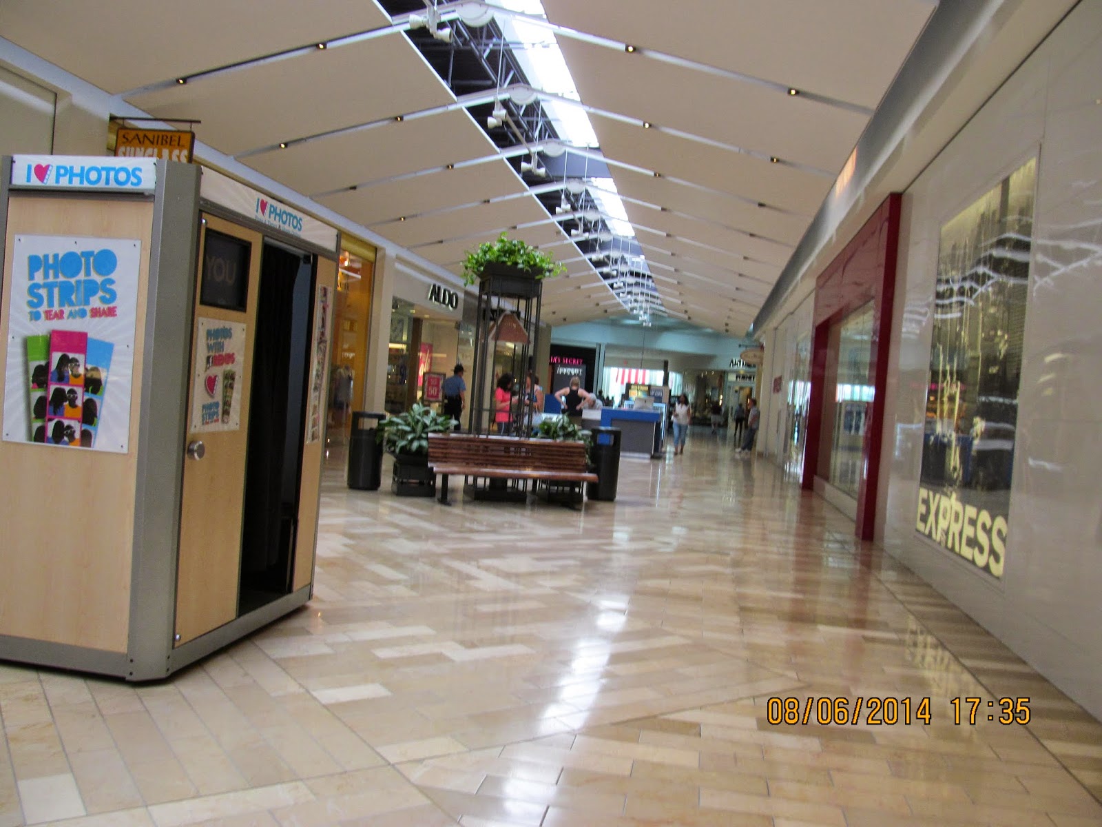 Trip to the Mall Mall St. Matthews (Louisville, KY)