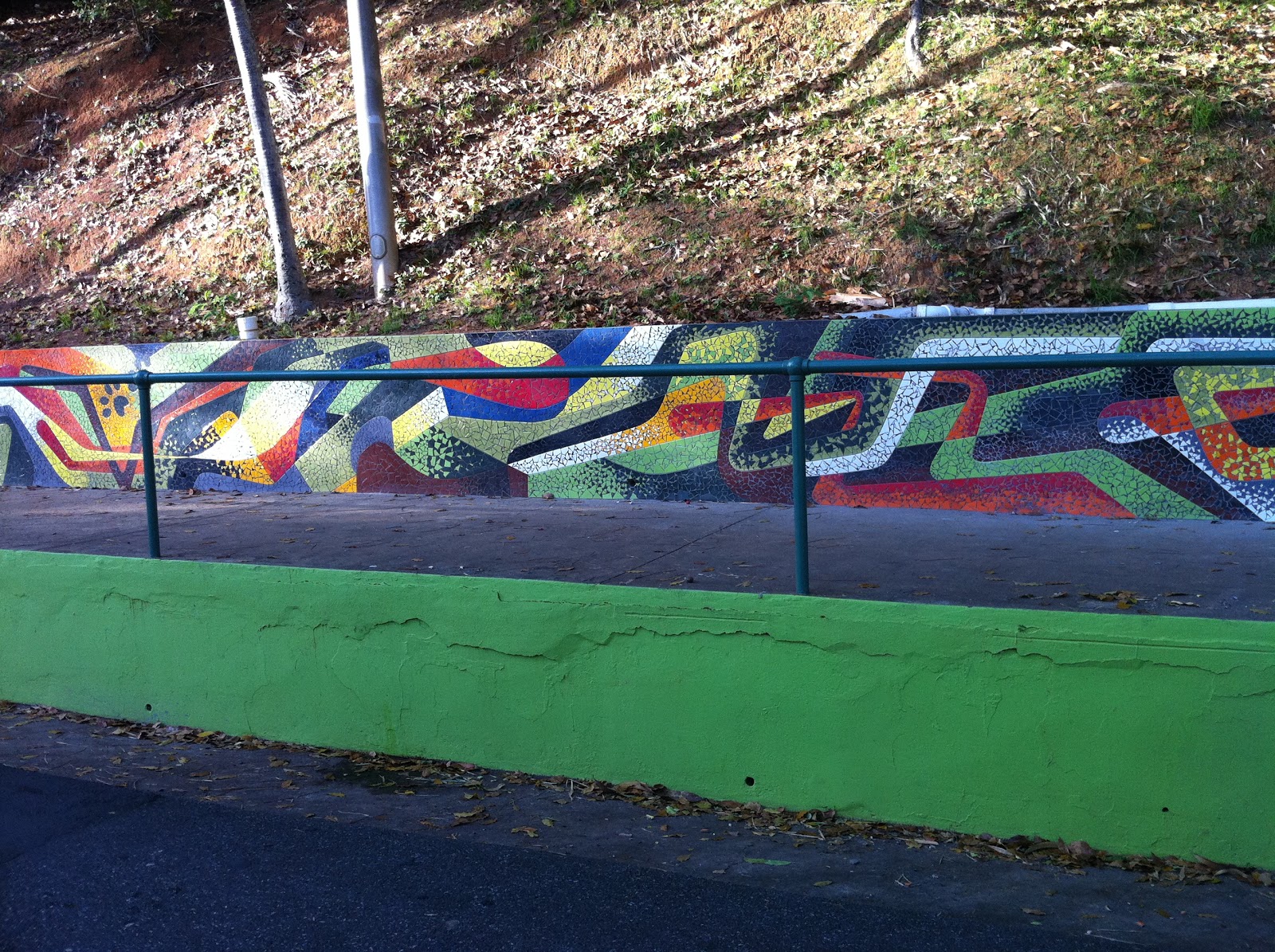 ro biaggi arte mosaico centenario...mayaguez, pr...4' x 550'