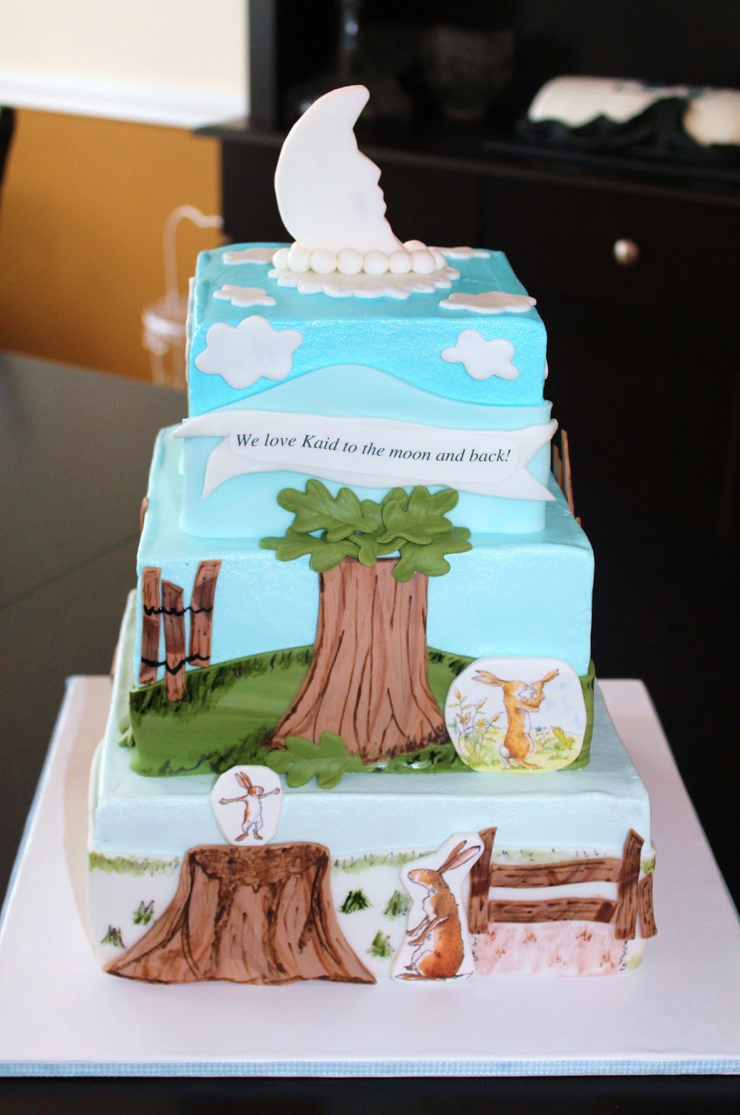 Creative Cakes by Lynn Guess How Much I Love You Cake (and smash cake)