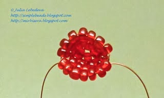 Цветы малины из бисера. beaded raspberry 12. Цветы малины из бисера фото. Цветы малины из бисера-beaded raspberry 12. картинка Цветы малины из бисера. картинка beaded raspberry 12. Эта интересная и обучающая статья расскажет вам о том, как можно сплести из бисера малину. Такая композиция может стать прекрасным украшением к любому интерьеру или дополнением к уже готовому материалу. В любом случае, если вы хотите научиться технике бисероплетения, то эта тематика будет вам полезна в дальнейшем обучении.