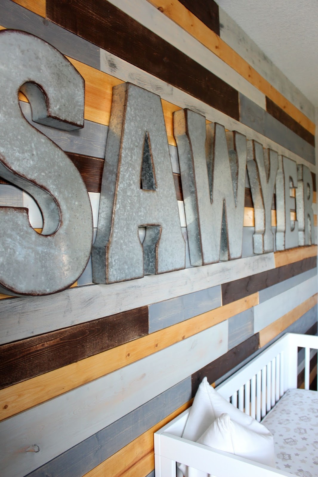 Rose & Co Blog DIY Wood Pallet Wall (EXCITING NURSERY SNEAK PEAK!)