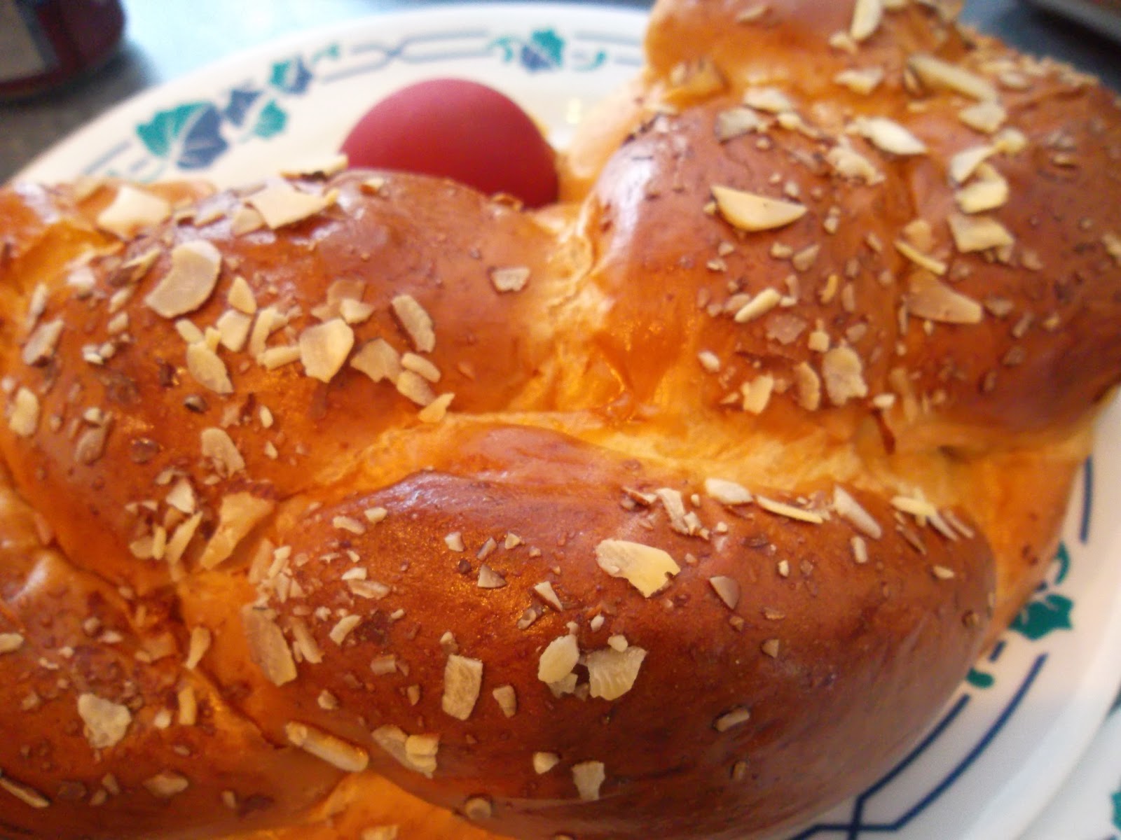 greek easter bread
