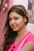 Komal Jha Glamorous Photos in Pink Top-thumbnail-32