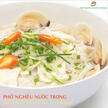 Vietnamese Pho With Clam in clear soup