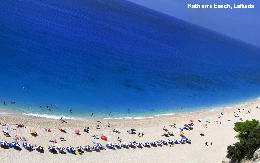 The Top 10 beaches in Greece with the Clearest Waters