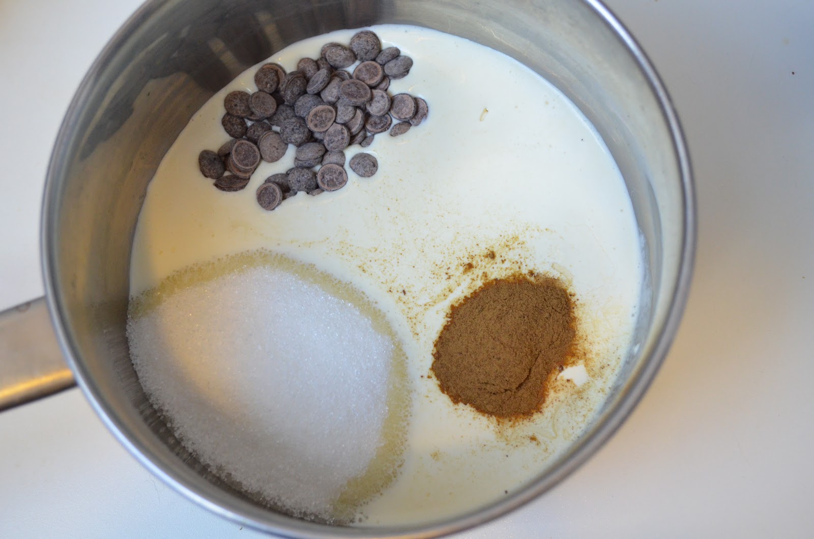 Miss Dahls baked love Lakris fudge