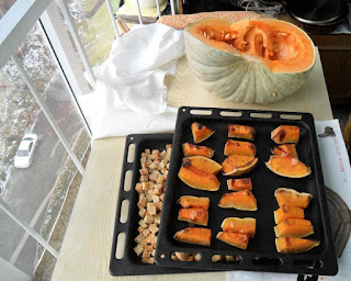 06.11. Тыква ВИТАМИННАЯ. Это чудо какое-то! Такой вкусной тыквы я не едал никогда! Немного передержал в духовке, но, это что-то! Очень вкусная, сладкая неимоверно тыковка! 06.11. Тыква ВИТАМИННАЯ. Это чудо какое-то! Такой вкусной тыквы я не едал никогда! Немного передержал в духовке, но, это что-то! Очень вкусная, сладкая неимоверно тыковка!