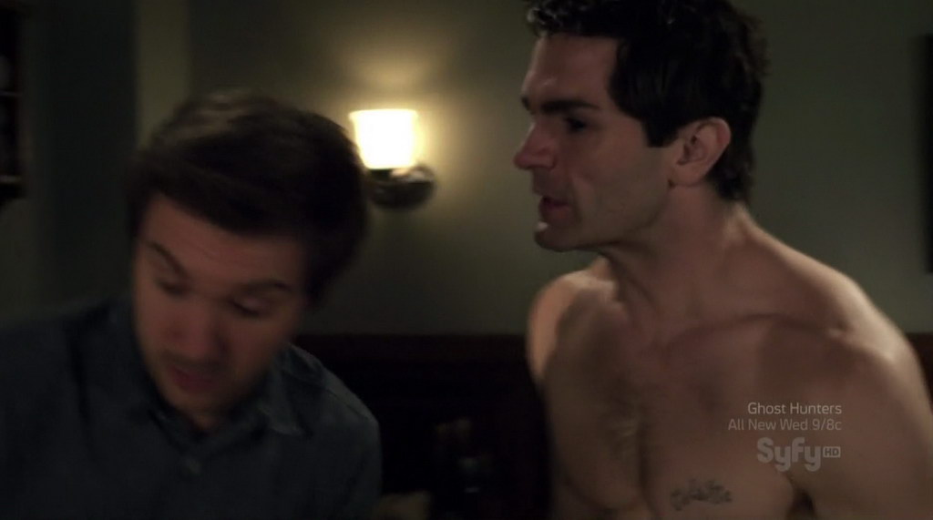 Sam Witwer Shirtless On Being Human S1e07 Shirtless Men At Groopii Find the perfect sam witwer stock photos and editorial news pictures from getty images. groopii