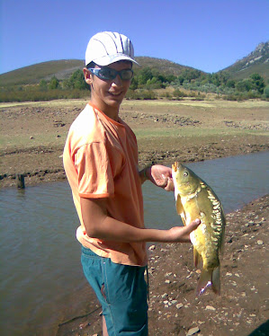 Adrián con una royal