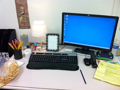 Teacher desk countertop