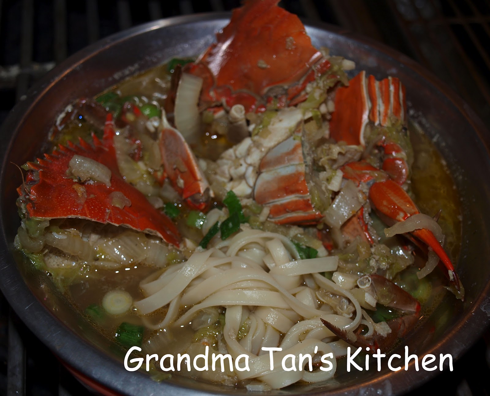 Grandma Tan's Kitchen Chinese Wine with Ginger Crab Noodle