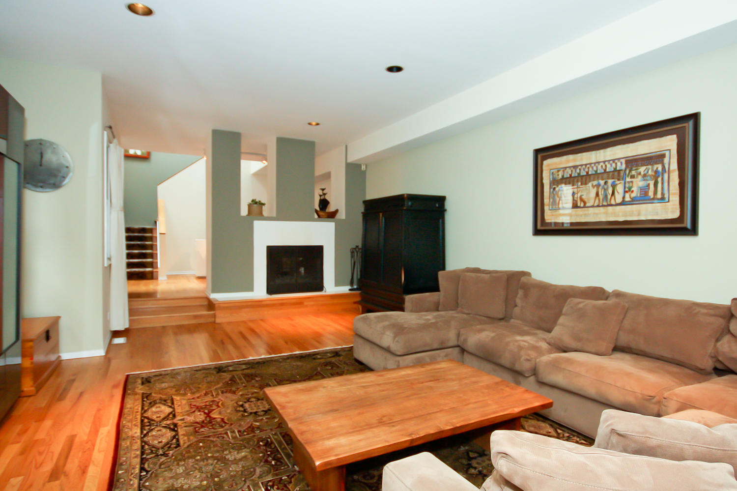 The Chicago Real Estate Local New for Sale! Contemporary Ravenswood