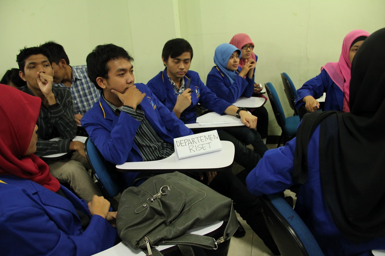 HIMA ANALIS EFEK UNIVERSITAS MH.THAMRIN departemen hima ae