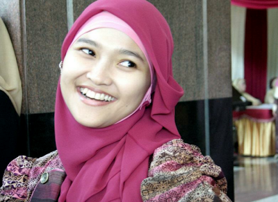 Jilbab yang Cocok Untuk Wajah Bulat | Cara Memakai Jilbab