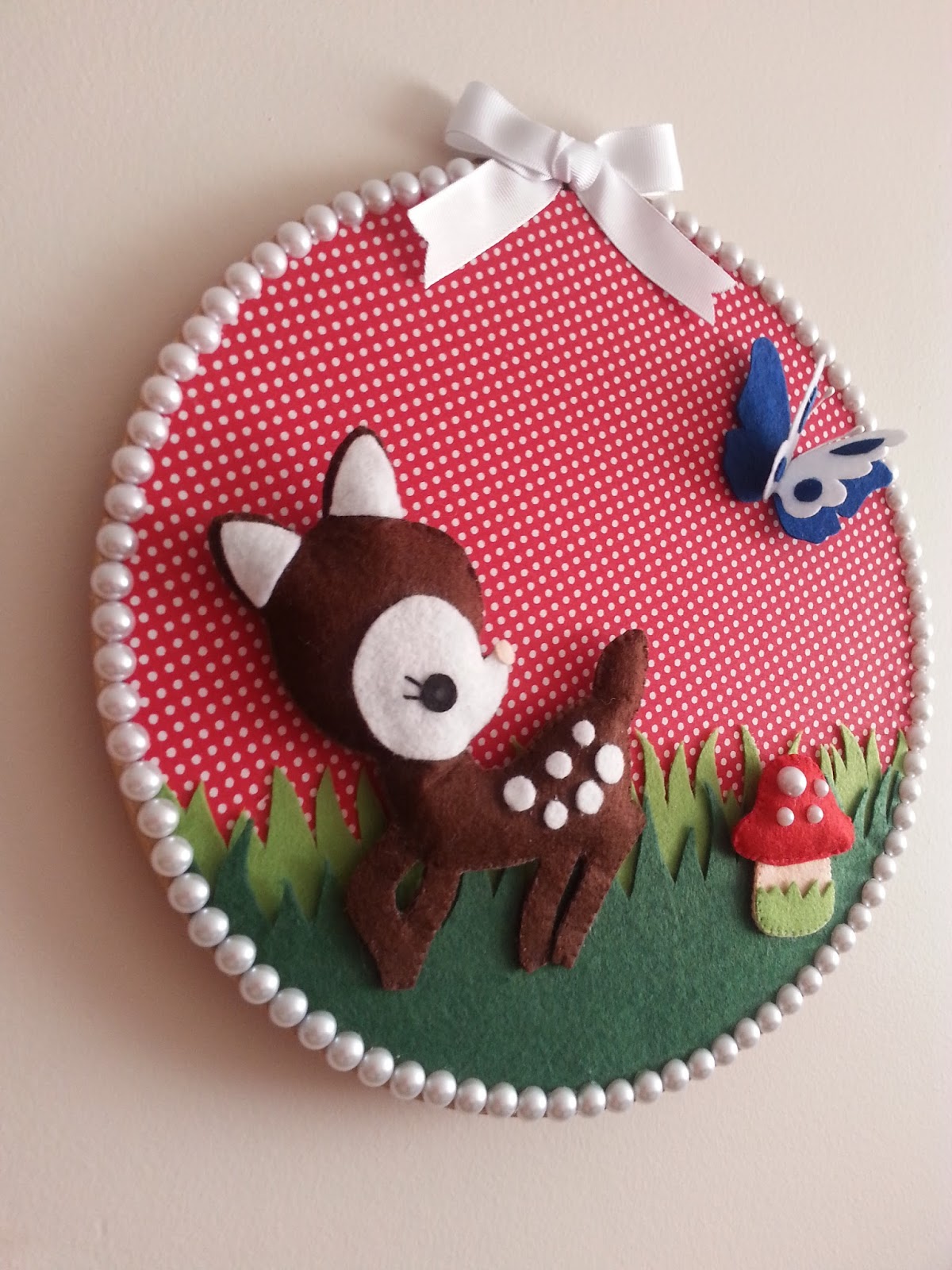 keçeleri kaçırdık Bambi keçe duvar panosu