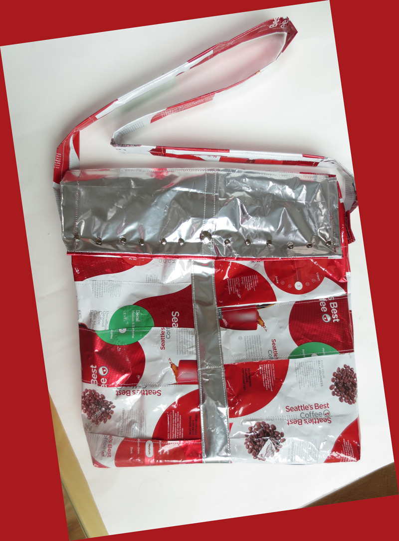 Turning old coffee bags into a messenger bag